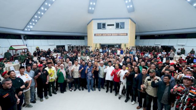 Gubernur Andi Sudirman Ajak Warga Jaga Sulsel Tetap Kondusif