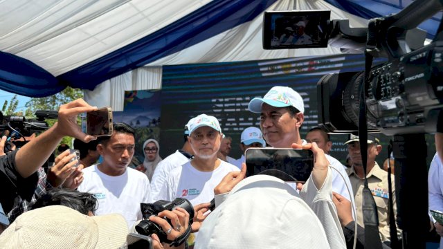 Dukung Swasembada Pangan Nasional, Bupati Sidrap Hadiri Pencanangan Bibit Jagung di Pangkep