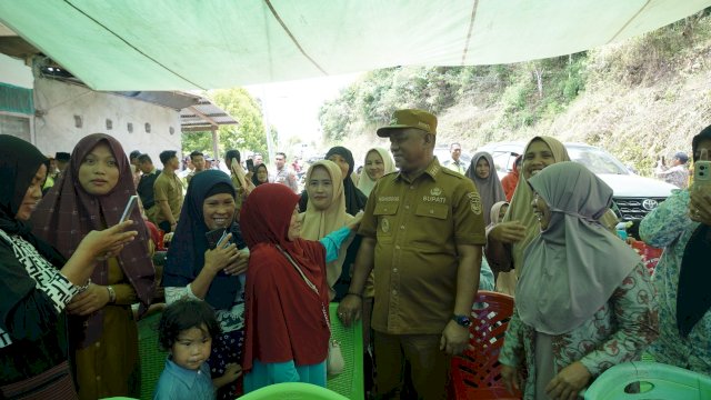 Bupati Luwu Tegaskan Komitmen Pemberdayaan Masyarakat Latimojong Lewat Prioritas Tenaga Kerja Lokal
