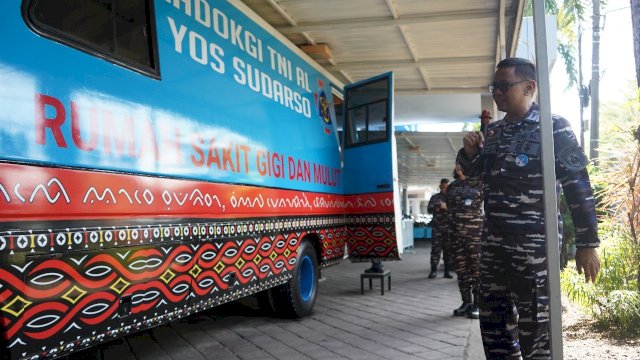 Klinik Mobil RSGM Ladokgi TNI AL Yos Sudarso Makassar di Launching