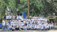 Ratusan Alumni SMUN 6 Makassar Angkatan 2002 Meriahkan Family Gathering di Bantimurung
