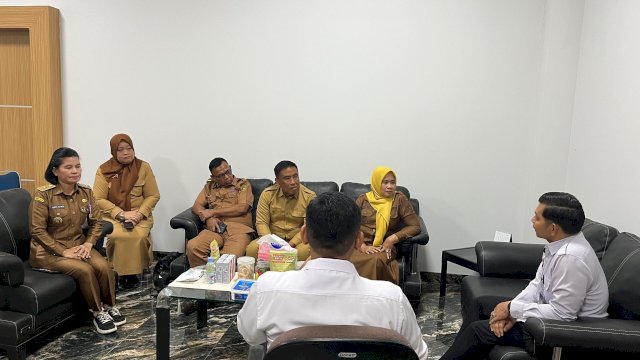 Bupati Sidrap Terima Penghargaan Posbankum 100% dari Kanwil Kemenkumham Sulsel