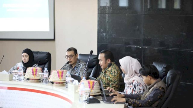Sekda Makassar Terima Tim Evaluator KemenPAN-RB, Bahas Progres AKIP 2025