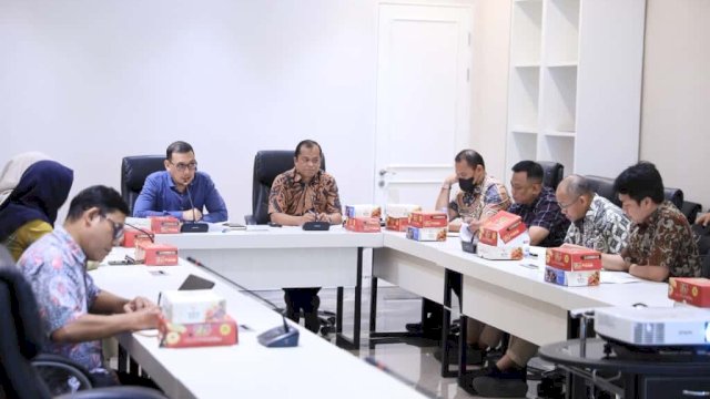 Pemkot Makassar Dorong Optimalisasi JKN, Sekda Zulkifly Targetkan UHC Non Cut Off