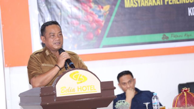 Bupati Luwu Patahuddin 