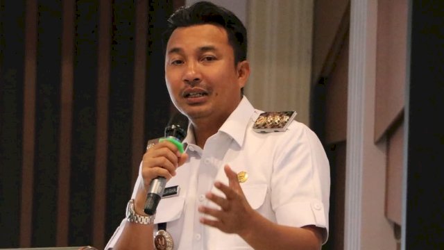 Bupati Luwu Utara, Andi Abdullah Rahim, menegaskan agar Dinas Pendidikan dan Kebudayaan (Disdikbud) terus mengawal pengusulan