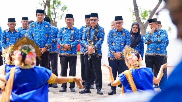 Sekprov Sulsel Jufri Rahman Kukuhkan Pengurus Korpri Kabupaten Bantaeng Masa Bakti 2025&ndash;2030