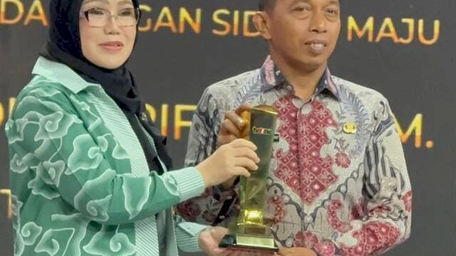 Inovatif Kawal Swasembada Pangan, Bupati Syaharuddin Alrif Raih Penghargaan tvOne