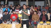 Bupati Syaharuddin Menyatu dengan Warga di Pesta Adat Mappadendang Kulo
