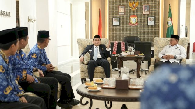 Momentum HUT ke-418, Pemkot Makassar Anugerahkan Penghargaan untuk Tim Jatanras Polrestabes