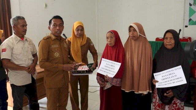 Bupati Sidrap Kunjungi Desa Belawae, Berdialog Langsung dengan Warga dalam Program Bermalam di Desa