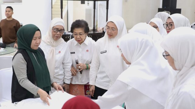 Buka Pelatihan Batik Lontara, Melinda Aksa: Batik Lontara Harus Jadi Kebanggaan dan Karya Perajin Lokal