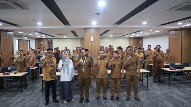 Diskominfo Makassar Gelar Monitoring dan Evaluasi KIP di 153 Kelurahan