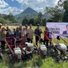 Andri PP Singkarru Serahkan Puluhan Hand Traktor untuk Kelompok Tani di Kabupaten Mamasa