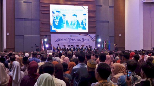 Bupati Maluku Tenggara Hadiri Wisuda Ribuan Mahasiswa Poltekkes Kota Makassar