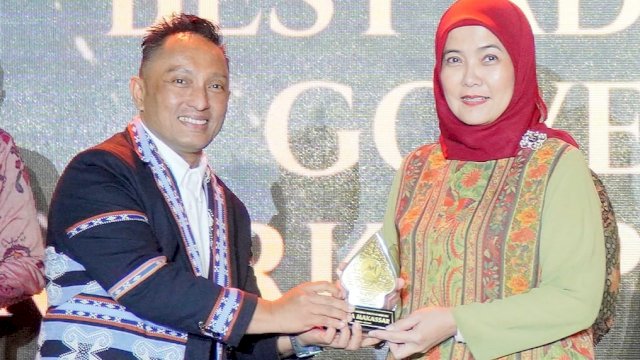 Kerja Sunyi Berbuah Pengakuan, Makassar Tuai Penghargaan Digital Nasional