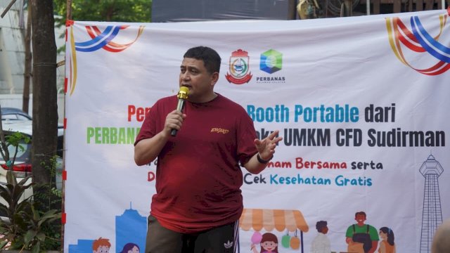 Kolaborasi Pemkot Makassar&ndash;PERBANAS Sulsel, UMKM CFD Terima Booth Portable