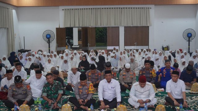 Pemkab Luwu Gelar Dzikir Akhir Tahun, Bupati Patahudding Paparkan Sejumlah Capaian Strategis Selama 2025