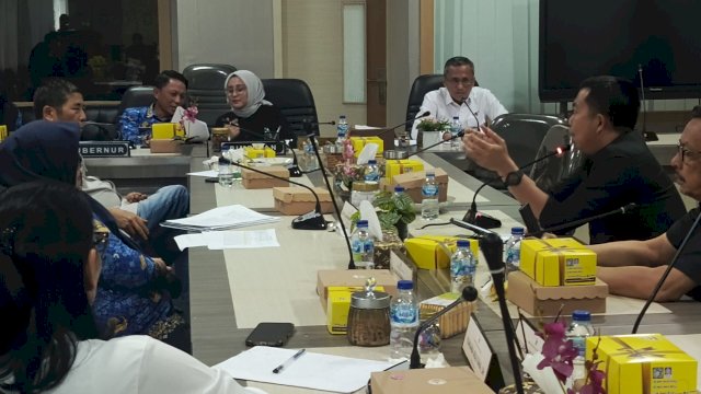 DPRD Sulsel Minta Dinas Perkebunan Tegur Lima Pabrik Sawit Terkait Harga TBS