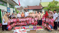 Dharma Wanita Persatuan Sidrap Dampingi Penyaluran BKB Kit dan Perkuat Pembinaan TK Binaan