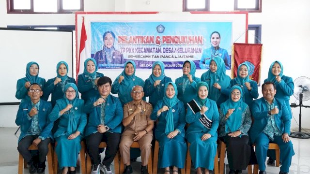 Ketua Tim Penggerak PKK Kabupaten Sidenreng Rappang, Haslindah Syaharuddin, mendorong pengurus PKK dan Bunda PAUD di 