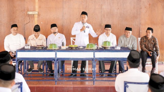 Bupati Sidenreng Rappang, Syaharuddin Alrif, secara resmi melepas Tim Dakwah Kabupaten Sidrap di Baruga Rumah Jabatan Bupati