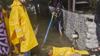 Respon Cepat Pemkot Makassar, 40 Satgas Diterjunkan Atasi Genangan di Jalan Nasional, Kini Surut