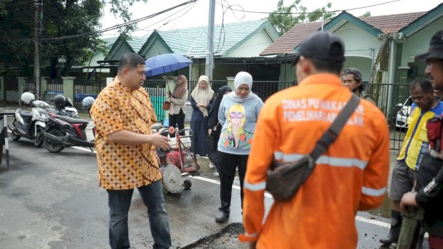 Respons Cepat Keluhan Warga, Wali Kota Munafri Tinjau Perbaikan Jalan Garuda Mariso