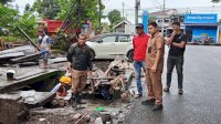 Lapak PKL Kambing 34 Tahun Tutupi Drainase di Manuruki Ditertibkan