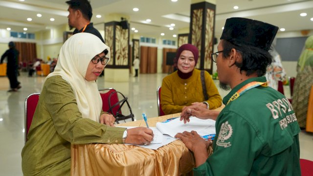 Ramadhan Leadership Camp Resmi Dimulai, Ratusan Peserta Registrasi di Asrama Haji Makassar