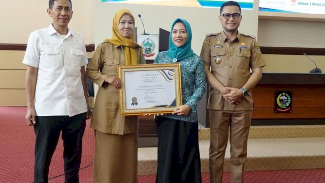 Ketua TP PKK Sidrap Ikuti Rakorda Bangga Kencana, Sidrap Terima Penghargaan PJPK
