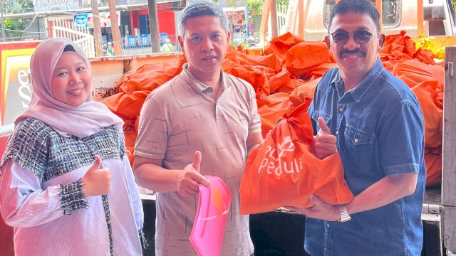 ARW Tebar Kepedulian di Ujung Ramadan, 2.200 Paket Sembako Disalurkan untuk Warga Kurang Mampu