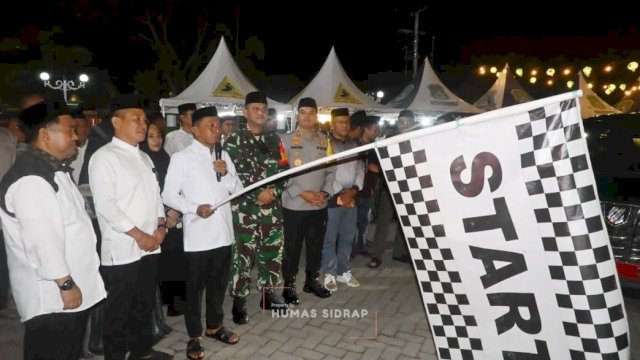 Bupati SidrapDidampingi Pimpinan Forkopimda Melepas Peserta Takbir Keliling 
