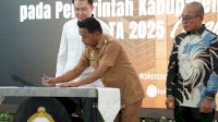 Bupati Sidrap  Serahkan LKPD 2025 ke BPK Sulsel