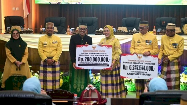 Wakil Ketua DPRD Sulsel Hadiri Hari Jadi ke-66 Barru, Dorong Peningkatan Pelayanan dan Sinergi