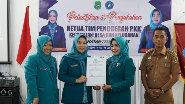 Pelantikan TP PKK Tellu Limpoe, Dorong Penguatan Keluarga dan Pemberdayaan Masyarakat