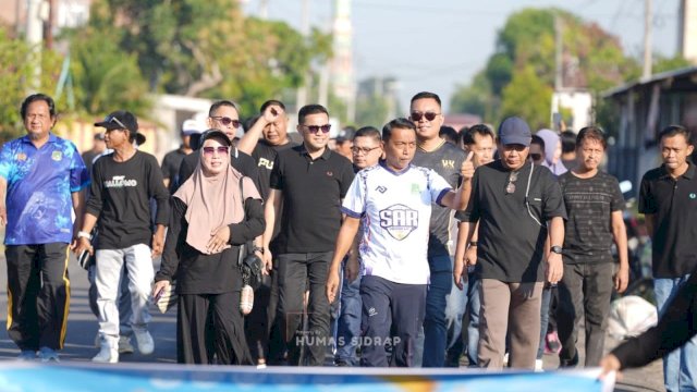 Pimpin Jalan Sehat, Bupati Sidrap Tekankan Peran Kampus dalam Pembangunan Daerah