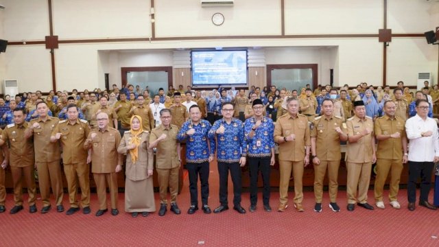 Wabup Nurkanaah Paparkan Strategi Pengentasan Kemiskinan Sidrap di Musrenbang Sulsel