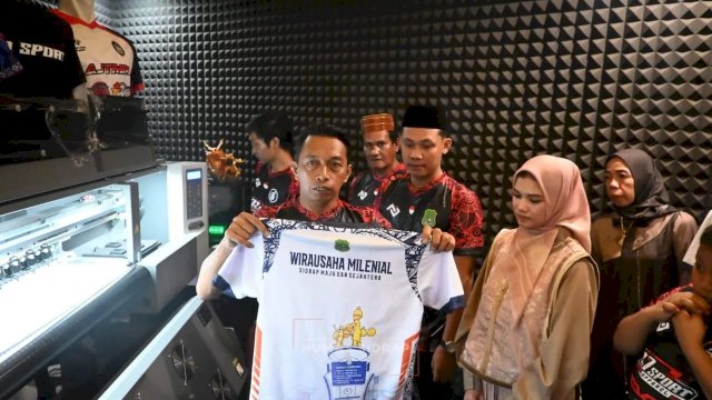 Bupati Sidrap Meresmikan Unit Usaha Baru AJ Sport Apparel