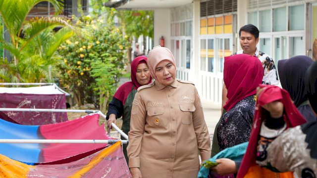 Wawali Makassar Aliyah Mustika Ilham Tinjau Pelatihan Keterampilan di Sentra Wirajaya pada Momentum Hari Kartini