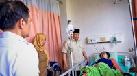 Pagi Hari, Presiden Prabowo Subianto Jenguk Korban Tabrakan KA di RSUD Bekasi