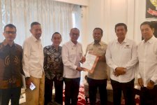 Gubernur Andi Sudirman: Calon Ketua PWI Sulsel Harus Independen dari Partai Politik