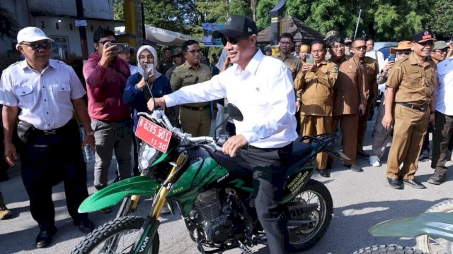 Mentan Tinjau Langsung Rehabilitasi Sawah di Sumbar