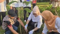 Hari Bumi 2026, DWP Sulsel Tanam Bibit Produktif Bernilai Ekonomi di Gowa