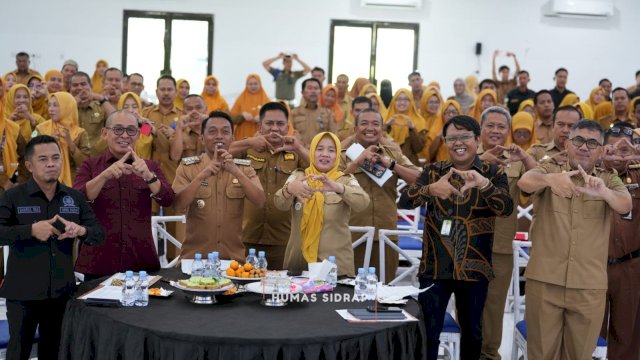 Evaluasi PAD Triwulan I, Syaharuddin Alrif Instruksikan OPD Akselerasi Penggunaan QRIS