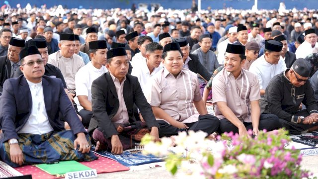 Salat Iduladha di Stadion Ganggawa, Bupati Syaharuddin Paparkan Capaian dan Visi Besar Sidrap