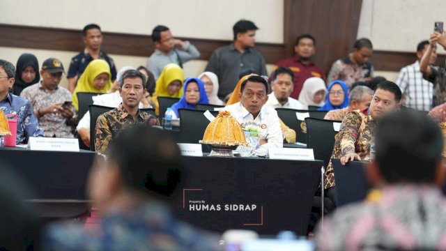 Bupati Sidrap Paparkan Lonjakan Ekonomi dan Surplus Beras di HLM TPID Sulsel