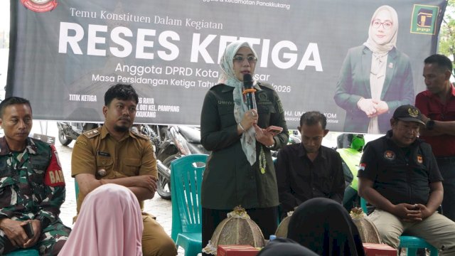 Reses di Pampang, Warga Curhat ke Hj Umiyati Soal Sapi Berkeliaran