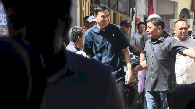 Reses Odhika Diserbu Keluhan: Jalan Rusak hingga KIS Bermasalah, Janji Ditagih Warga