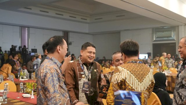Munafri-Aliyah Kenalkan Fitur &ldquo;Makassar Move&rdquo; di Lontara+, Warga Bisa Dapat Hadiah dari Olahraga